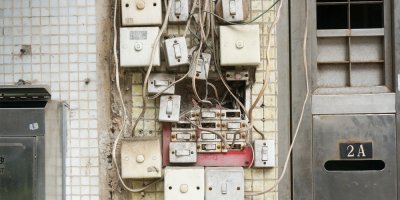 bad-wiring.jpg